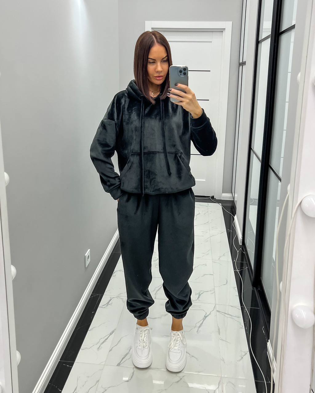 Спортивний щільний велюровий костюм 374 — Чорний