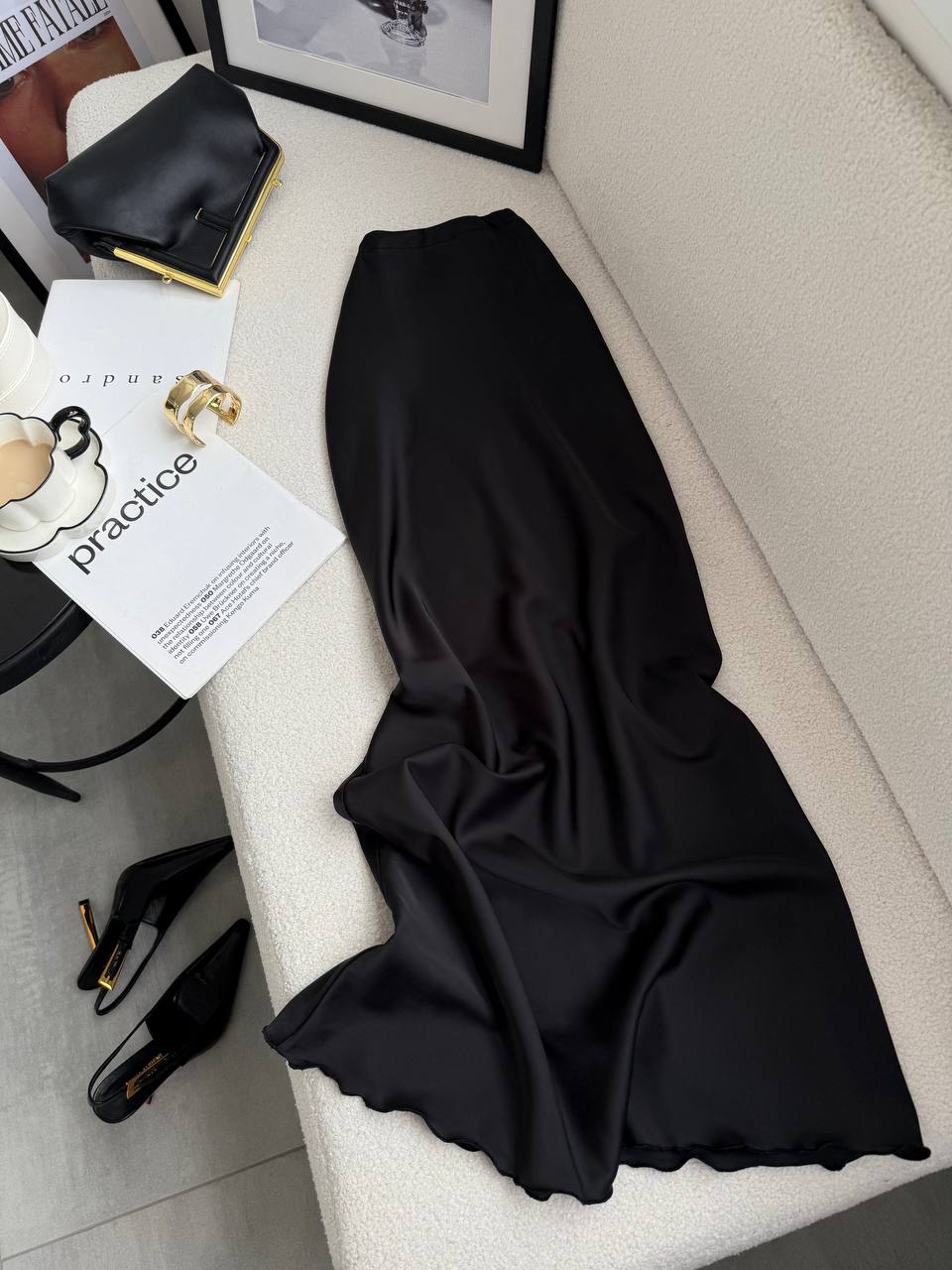 Жіночі шовкові спідниці максі оверсайз 620 — Чорний