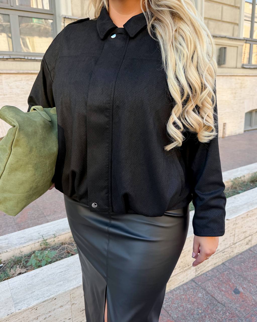 Замшева куртка 108