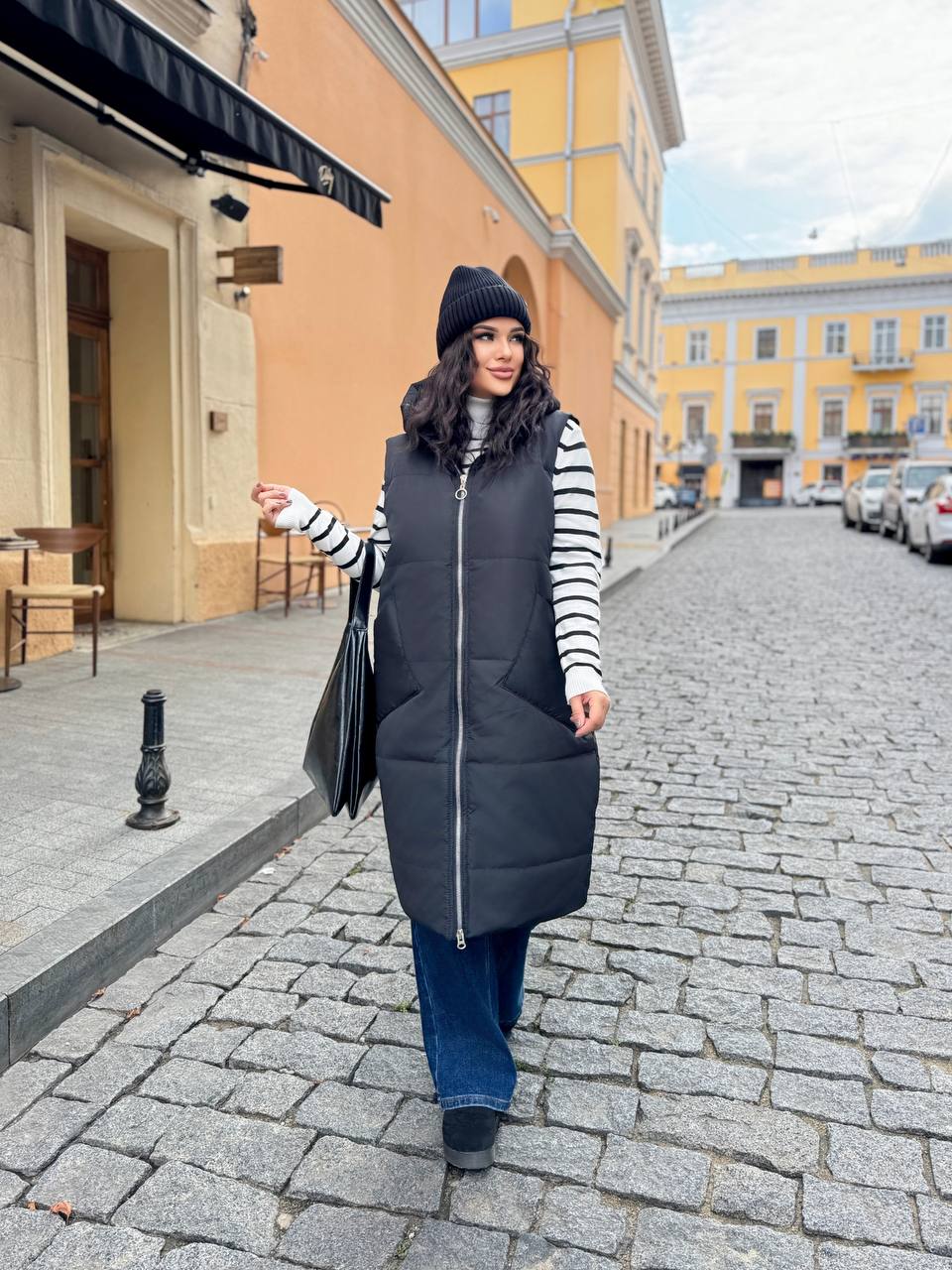 Жилет бочонок 906 — Чорний