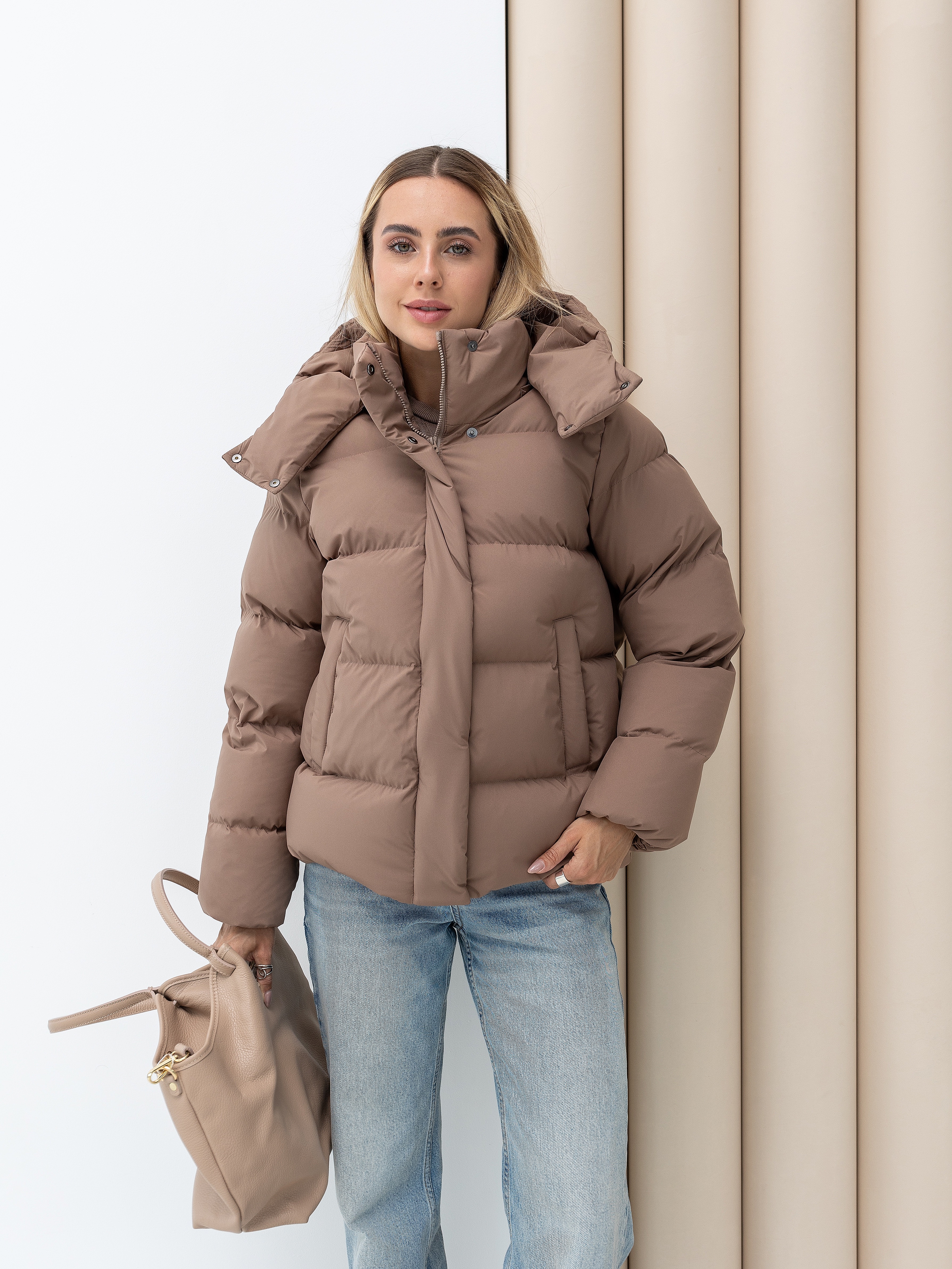 Short winter puffer LISBON — мокко
