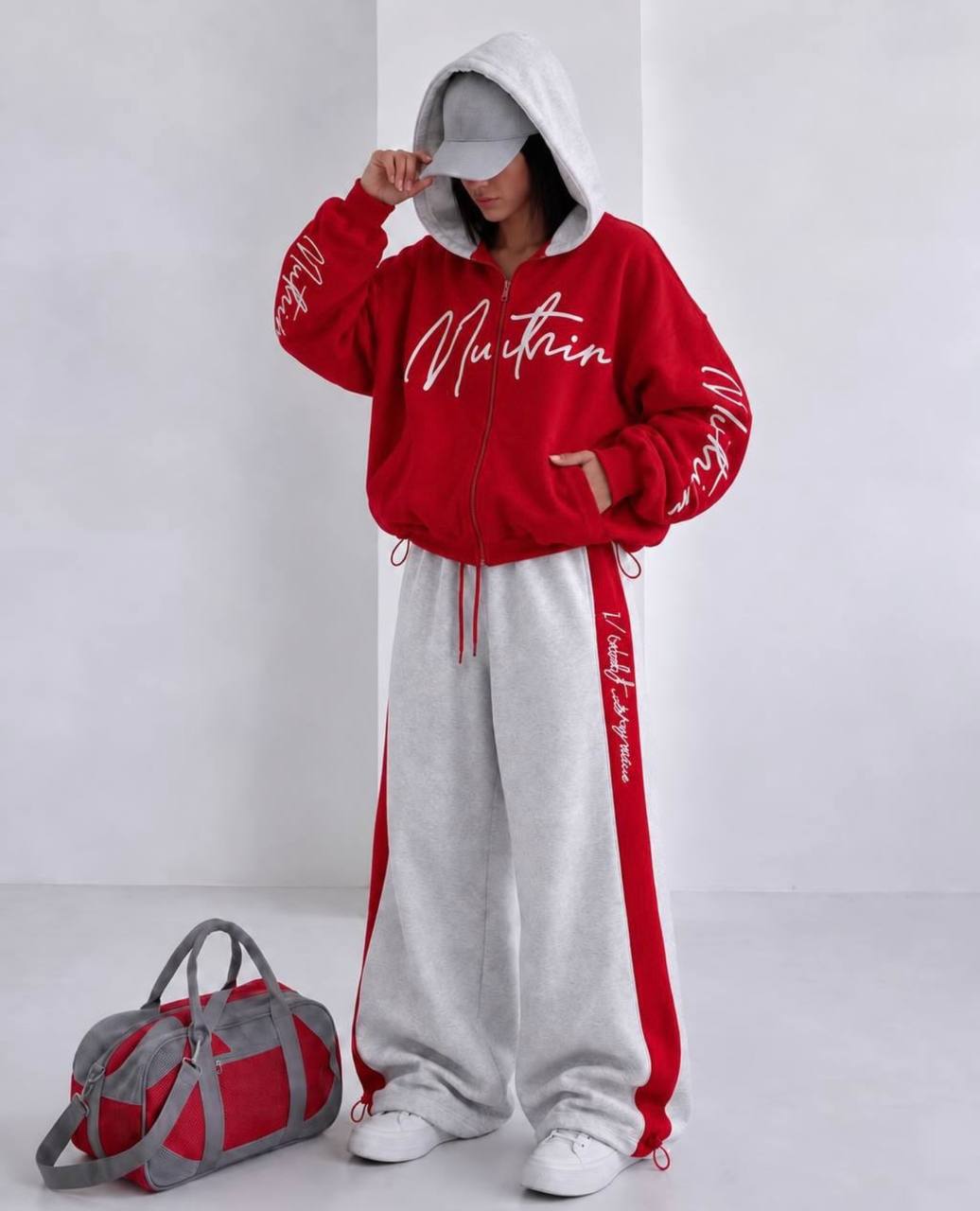 Спортивний костюм 349 — червоний