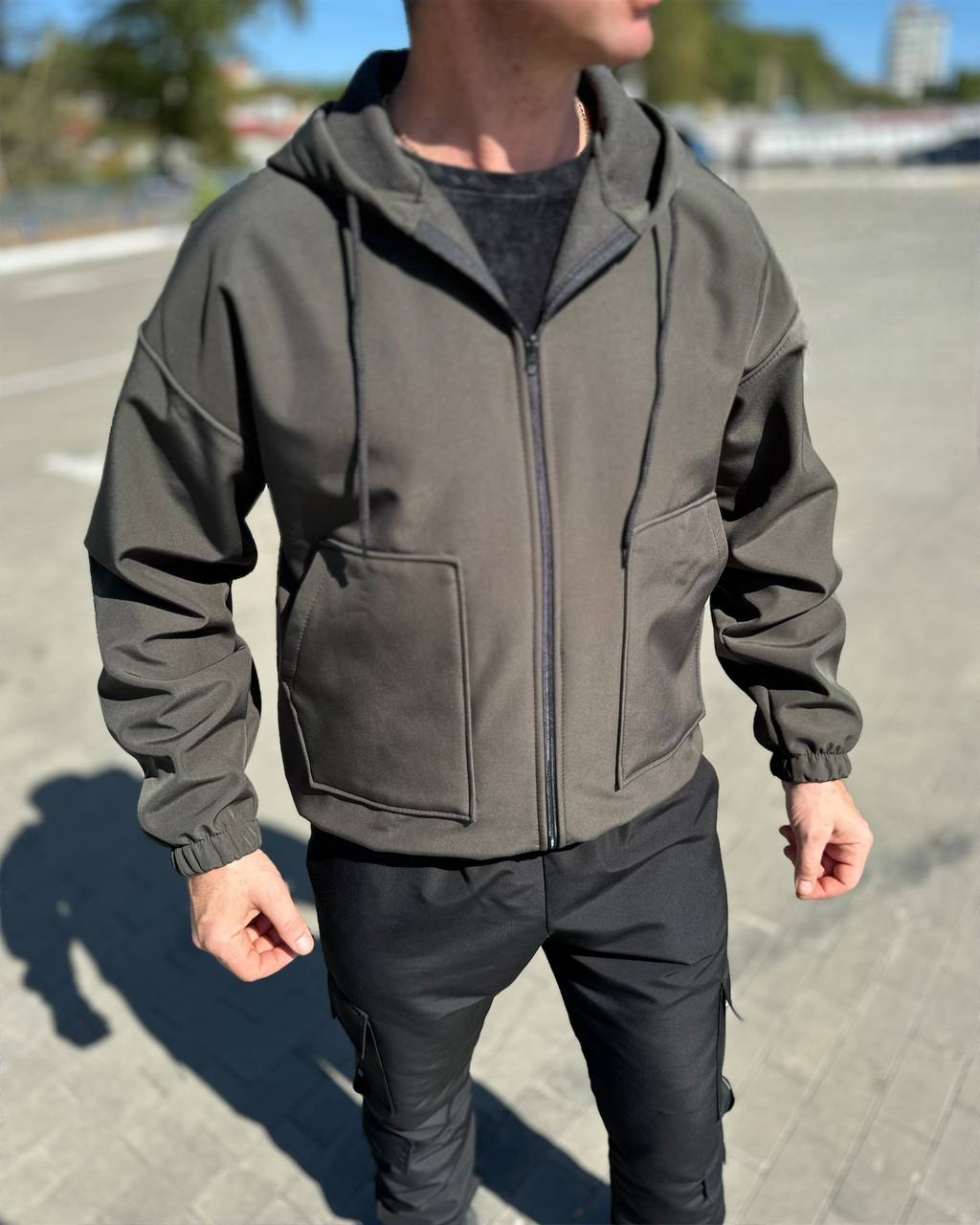 Чоловіча куртка Softshell накладні великі кармани 747 — хакі