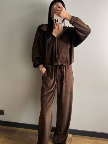 Плюшевий костюм трійка з м'якого велюру 1267 купити photo 2025 10 22 15 10 26