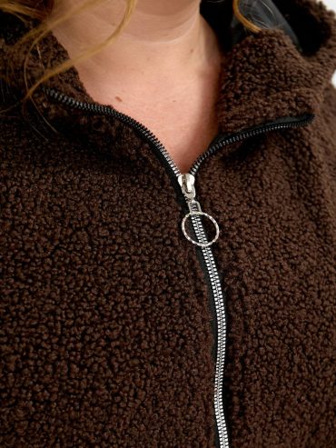 Куртка тедді на підкладці з капюшоном карманами 2194 купити photo 2025 10 25 01 53 43 2