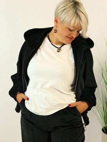 купити photo 2025 10 25 01 55 37