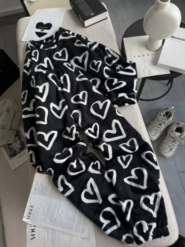 photo-2025-10-25-16-17-45 photo-2025-10-25-16-17-45