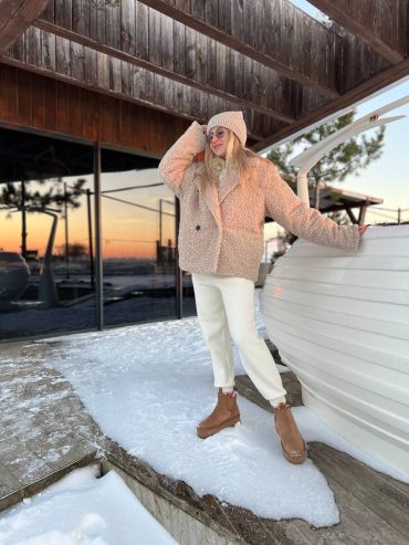 Коротка шубка баранець підкладка стьобана плащівка 150 силікон 574 купити photo 2025 10 26 23 52 11