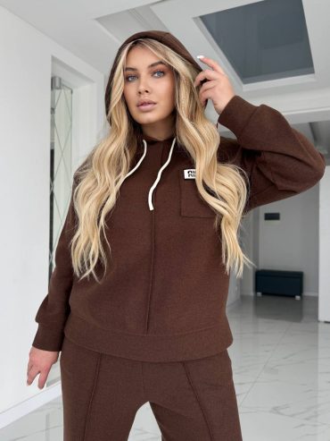 photo-2025-10-27-00-09-56 photo-2025-10-27-00-09-56