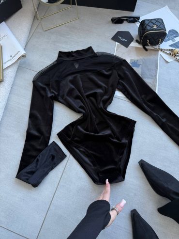 photo-2025-11-04-12-22-25 photo-2025-11-04-12-22-25