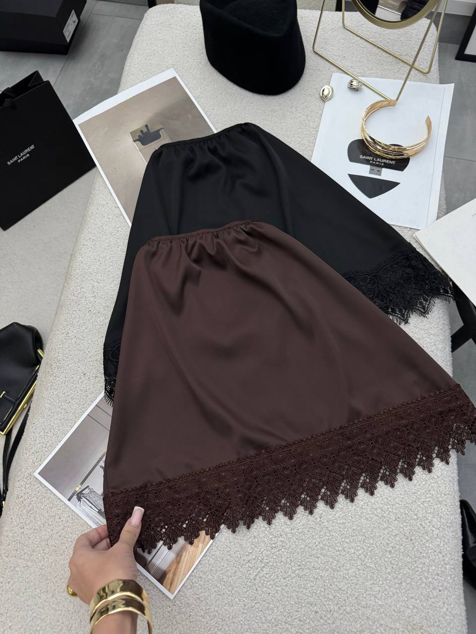 Шовкова міні спідничка з мереживом 721 купити photo 2025 11 05 12 24 53