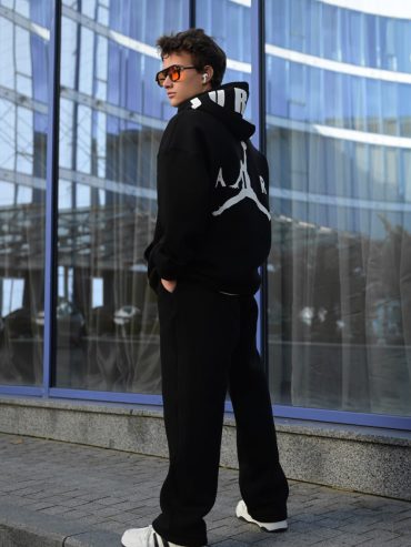 photo-2025-11-09-19-26-47 photo-2025-11-09-19-26-47