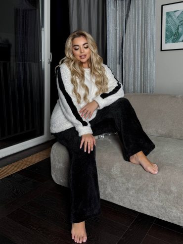 photo-2025-11-11-12-07-58 photo-2025-11-11-12-07-58