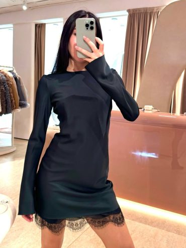 Шовкова міні сукня з мереживом понизу 713 купити photo 2026 01 31 09 51 47