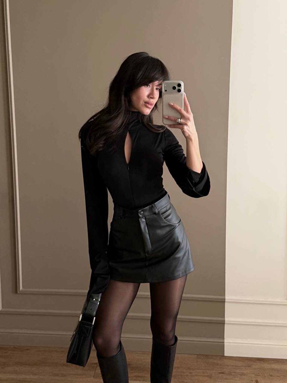 Шкіряна матова міні спідничка 148 купити photo 2026 02 10 14 17 02