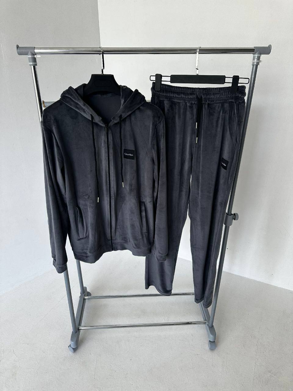 Чоловічий велюровий костюм прямі штани 2084 купити photo 2026 03 11 03 25 32