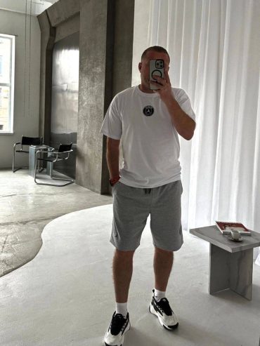 купити photo 2026 03 11 03 26 14