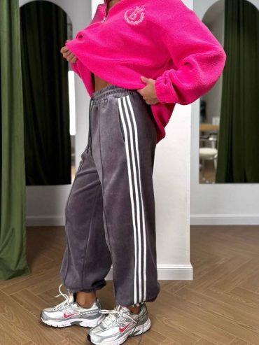 Спортивні велюрові штани лампаси 337 купити photo 2026 03 11 06 08 42