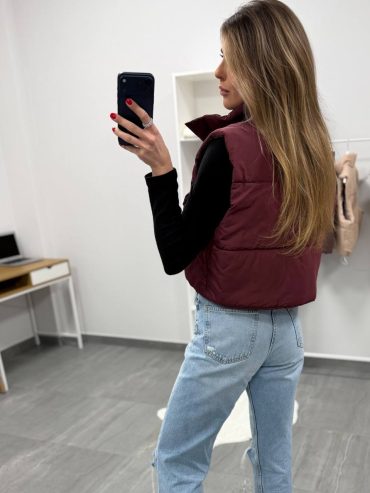 Коротка молодіжна жилетка 4208 купити photo 2026 03 18 19 45 50 2