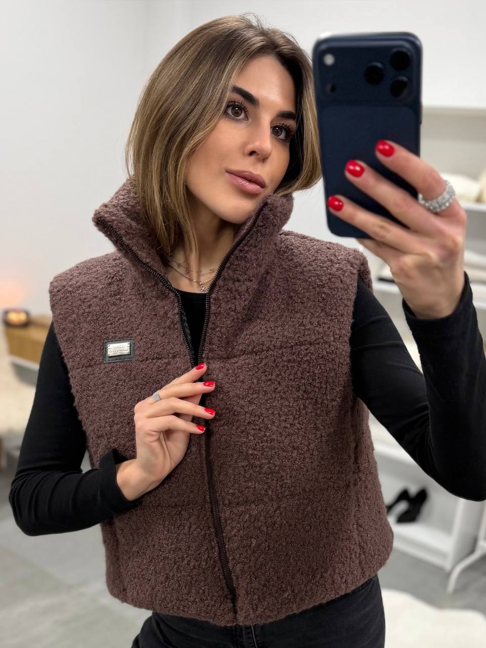 Коротка жилетка букле 200 4297 купити photo 2026 03 18 19 46 08