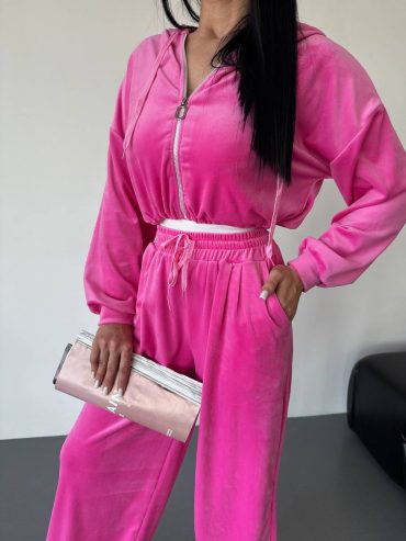 Велюровий костюм на затяжках вшита біла резинка 666 купити photo 2026 03 20 09 52 07