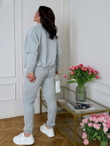 Замшевий весняний костюм бомбер джогери 805 купити photo 2026 03 20 10 02 35