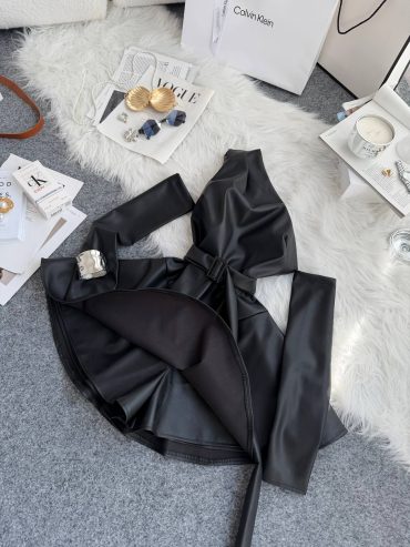 Шкіряний комбінезон з рукавчиками 9194 купити photo 2026 03 26 19 56 07