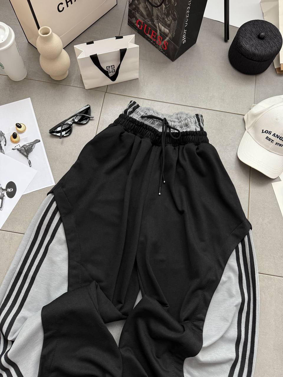 Трендові OVERSIZE штани низ на затяжках 1881 купити photo 2026 04 07 08 51 00