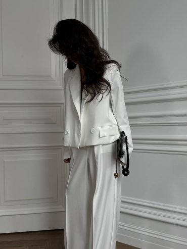 Брючний костюм вкорочений піджак 581 купити photo 2026 04 07 22 58 36