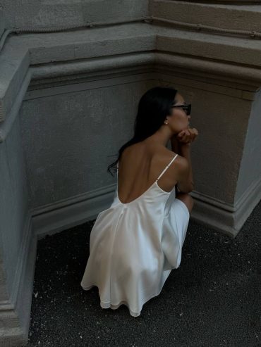 Шовкова міні сукня комбінація відкрита спинка мереживо на регульованих бретельках 159 купити photo 2026 04 13 18 31 53