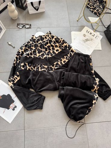 photo-2026-04-13-18-41-42 photo-2026-04-13-18-41-42