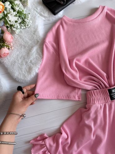 Костюм шорти з рюшиками висока посадка футболка в рубчик 809 купити photo 2026 04 22 16 08 21