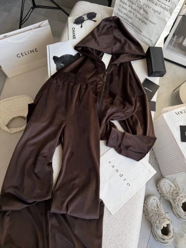 photo-2026-04-24-14-39-05 photo-2026-04-24-14-39-05