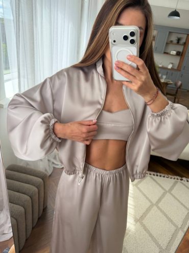 Сатиновий костюм трійка укорочений бомбер топ вільні штани 045 купити photo 2026 04 27 16 18 12