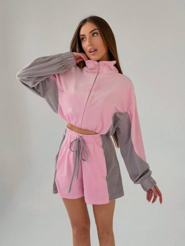 купити photo 2026 05 03 21 10 12